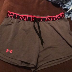 Grey under armour shorts